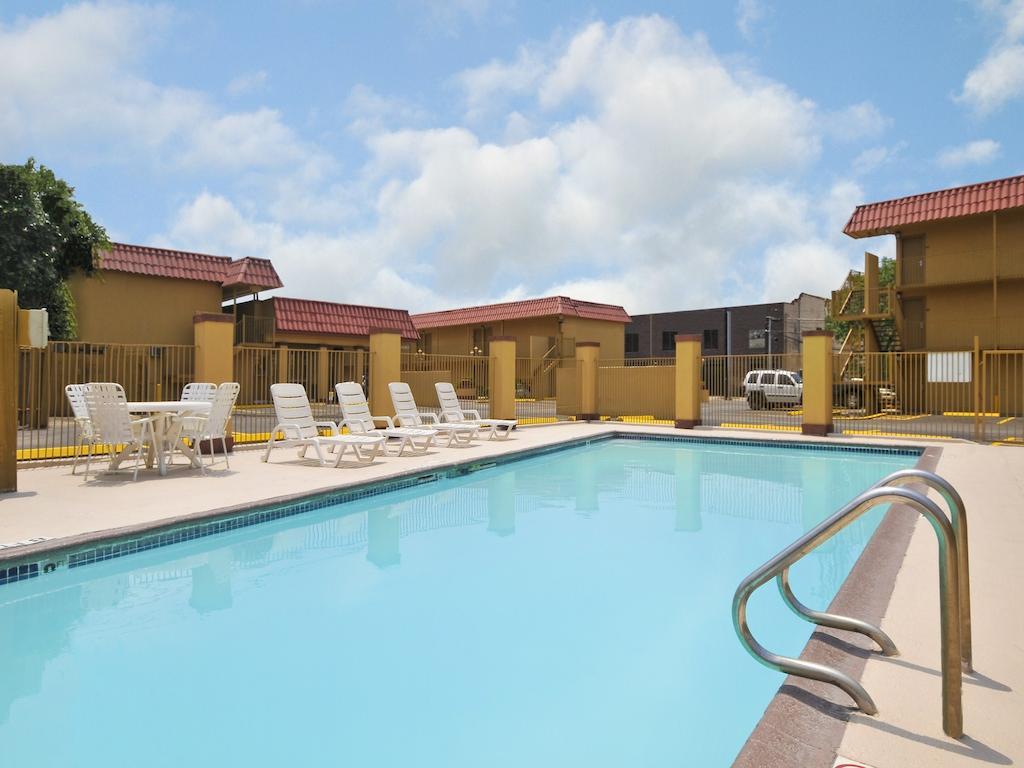 The Inn At Alamo / Riverwalk / Convention Center سان أنطونيو المظهر الخارجي الصورة