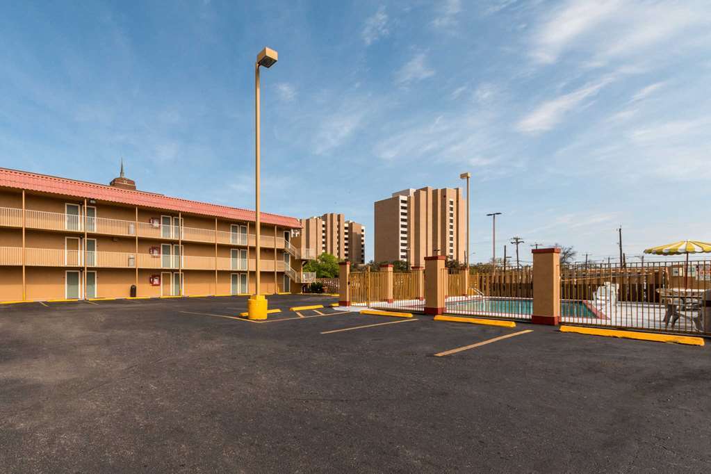 The Inn At Alamo / Riverwalk / Convention Center سان أنطونيو المظهر الخارجي الصورة