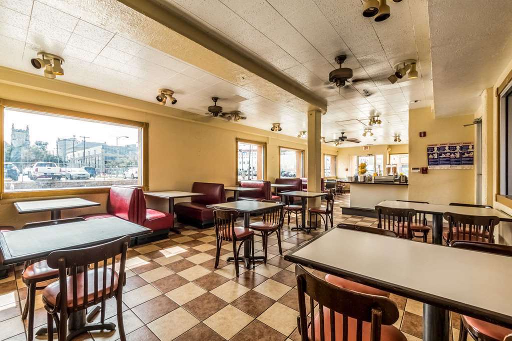 The Inn At Alamo / Riverwalk / Convention Center سان أنطونيو المطعم الصورة