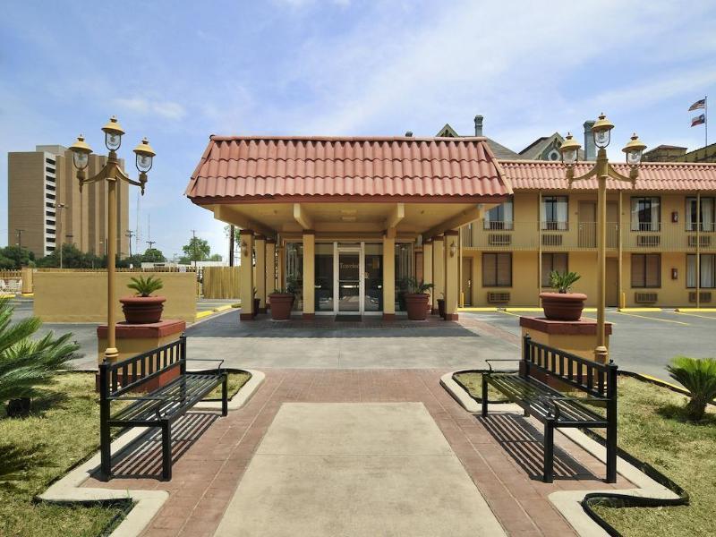 The Inn At Alamo / Riverwalk / Convention Center سان أنطونيو المظهر الخارجي الصورة